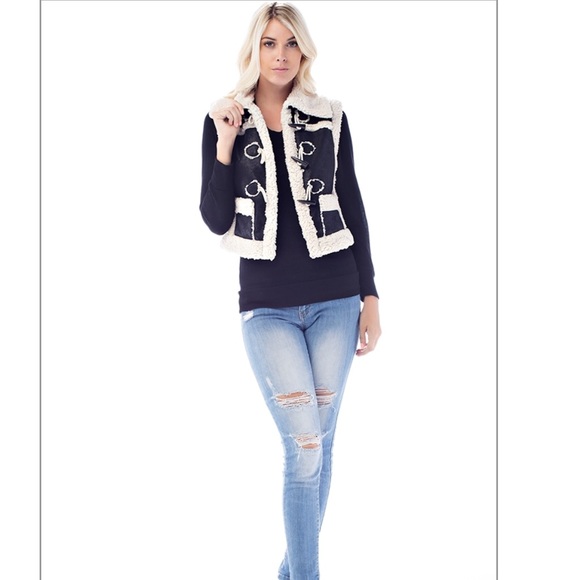 ✨Black Suede & Cream Faux Shearling Vest✨ - Picture 2 of 6